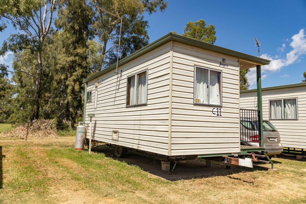 Western Plains Tourist Park - Dubbo Hotell Exteriör bild